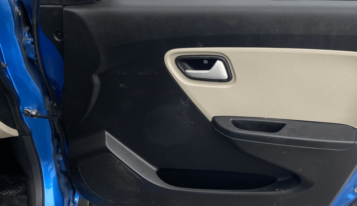 2021 Maruti Alto LXI O, Petrol, Manual, 18,384 km, Driver Side Door Panels Control