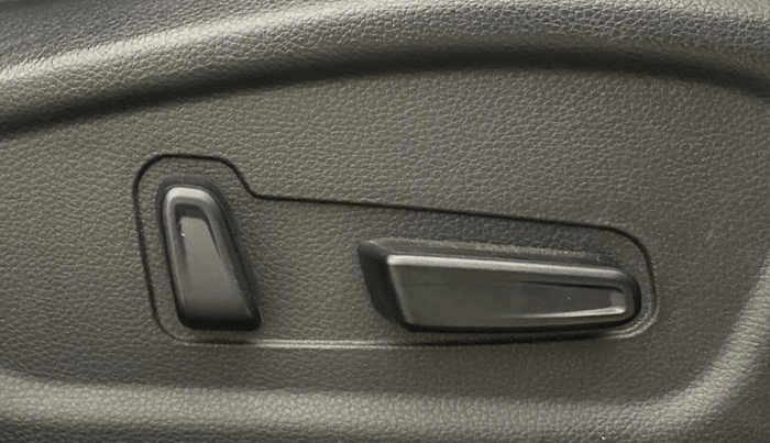 2022 KIA SELTOS GTX PLUS DCT 1.4 PETROL, Petrol, Automatic, 60,384 km, Driver Side Adjustment Panel