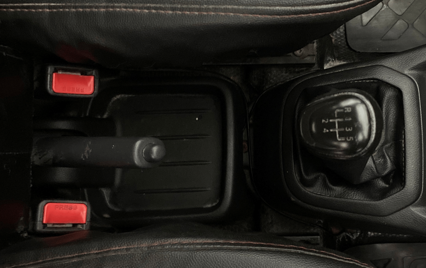 2019 Datsun Go T(O), Petrol, Manual, 57,461 km, Gear Lever
