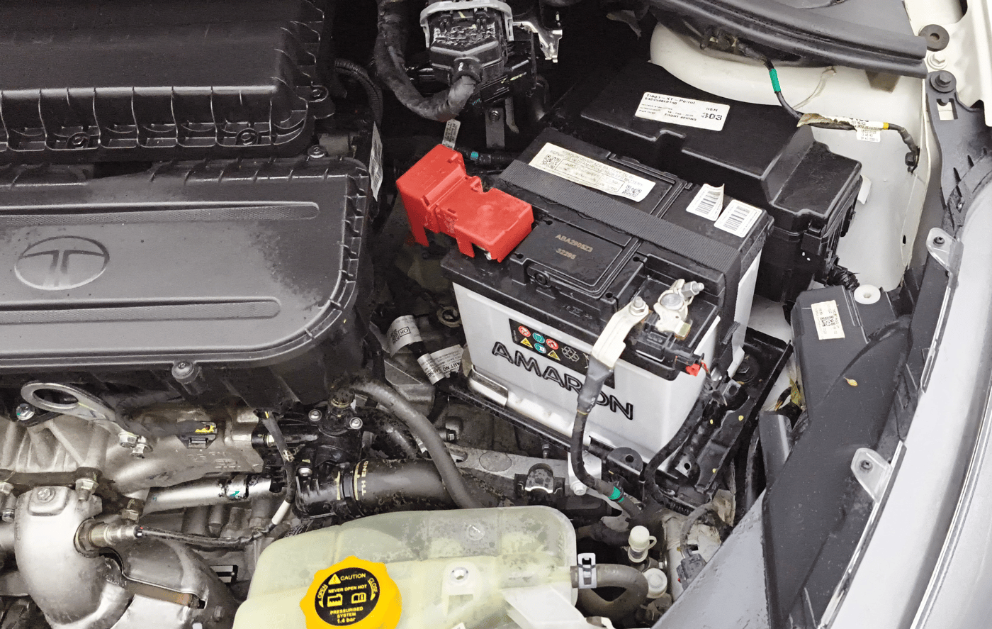 2025 Tata Tiago XT PETROL, Petrol, Manual, 11,252 km, Engine View - Left