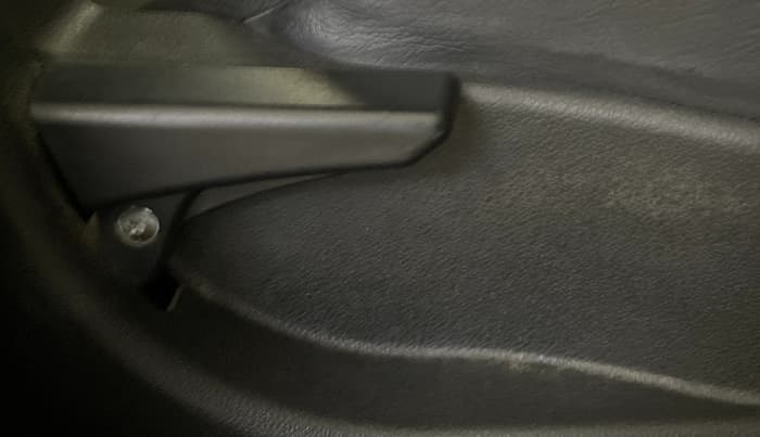 2017 Tata Tiago XT PETROL, Petrol, Manual, 28,677 km, Driver Side Adjustment Panel