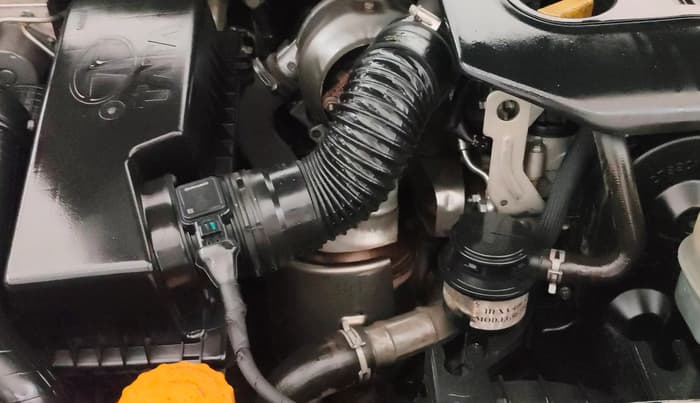 2019 Tata Hexa XTA 4X2 7 STR, Diesel, Automatic, 46,801 km, Engine View - Right