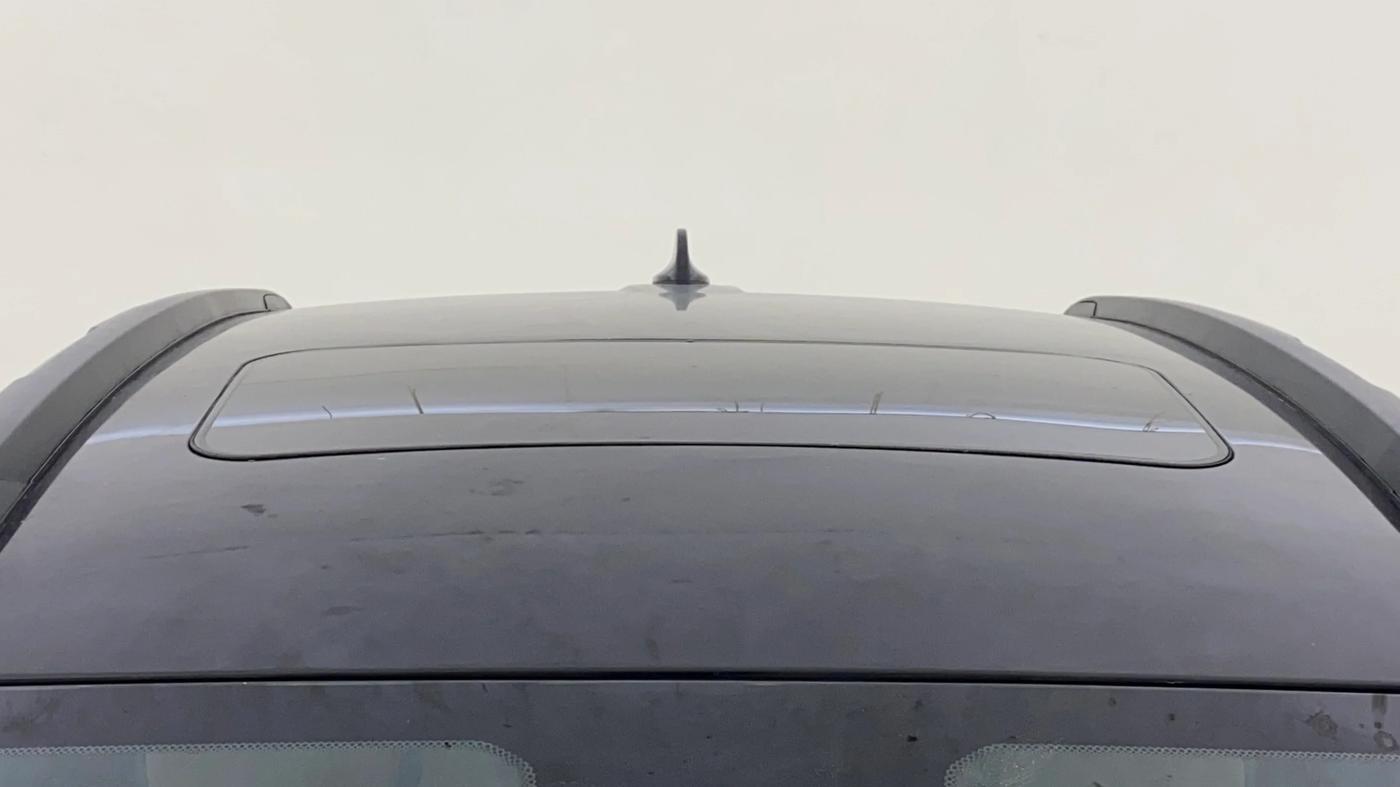 2022 Tata NEXON XZ PLUS (PREMIUM) KAZIRANGA PETROL, Petrol, Manual, 81,792 km, Moonroof/ Sunroof