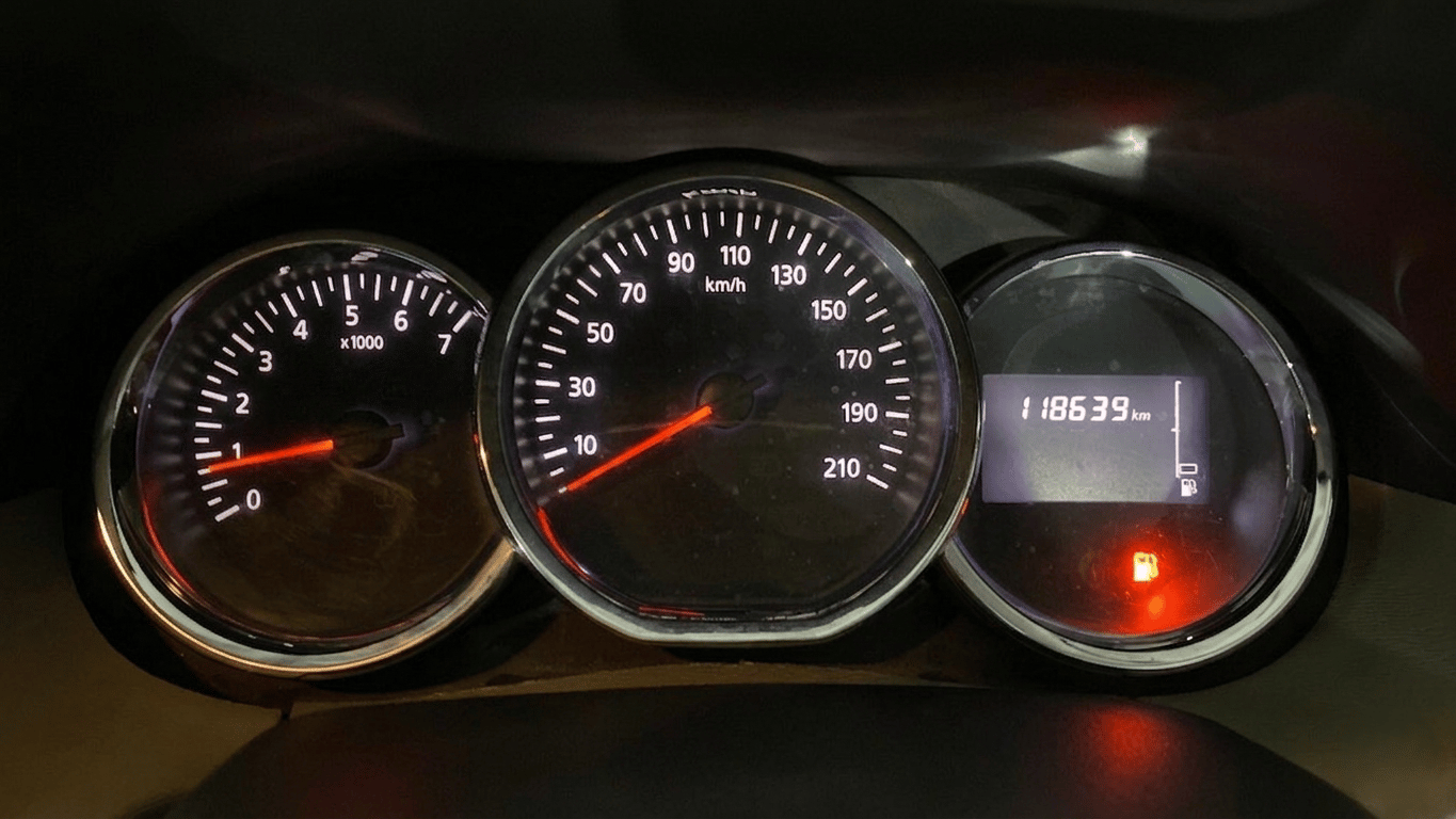 2016 Nissan Terrano XL (D), Diesel, Manual, 1,18,681 km, Odometer Image