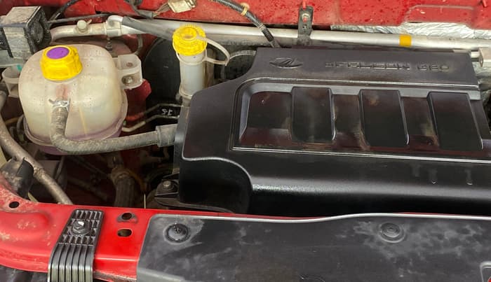 2017 Mahindra KUV 100 NXT K8 P 6 STR, Petrol, Manual, 19,051 km, Engine View - Right