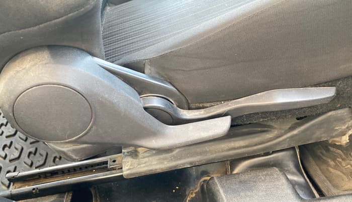2022 Maruti Baleno ZETA PETROL 1.2, Petrol, Manual, 66,574 km, Driver Side Adjustment Panel