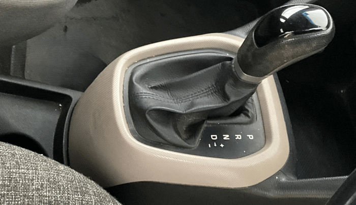 2015 Hyundai Grand i10 ASTA AT 1.2 KAPPA VTVT, Petrol, Automatic, 76,388 km, Gear Lever