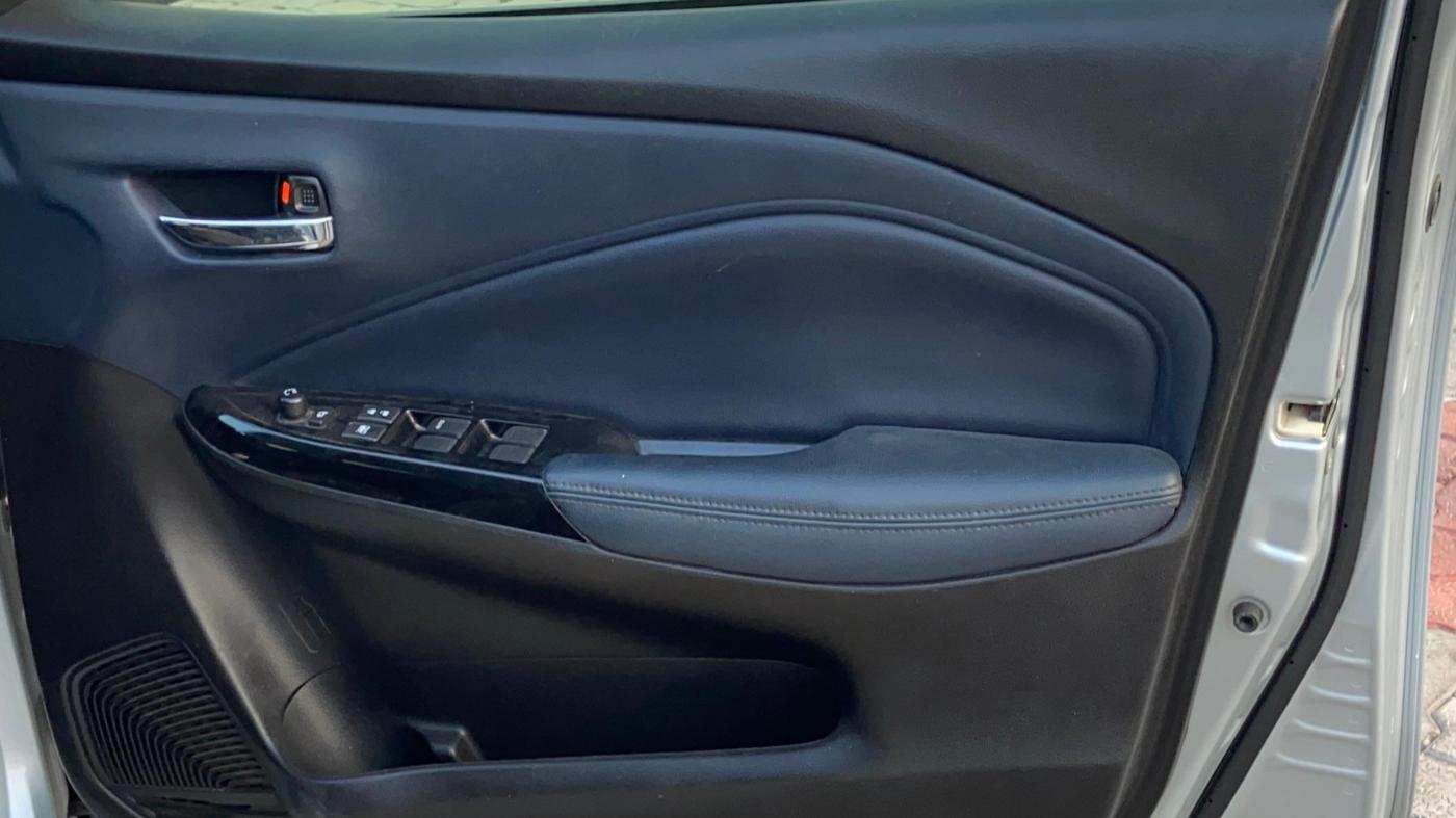 2022 Maruti Baleno ALPHA 1.2 AGS, Petrol, Automatic, 68,106 km, Driver Side Door Panels Control