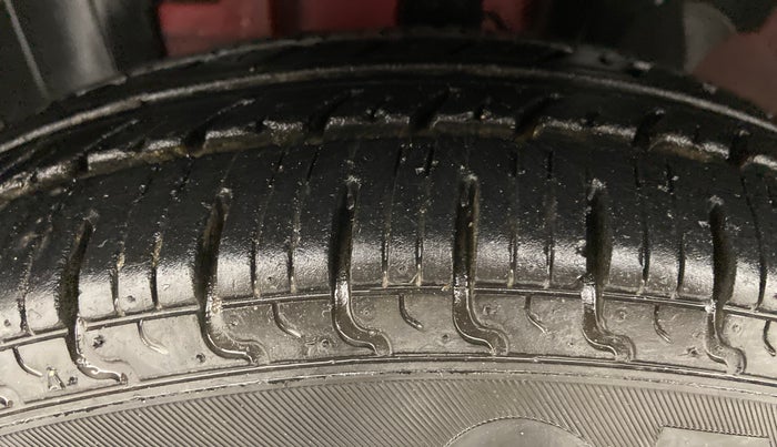 2019 Renault Kwid RXL, Petrol, Manual, 9,323 km, Left Front Tyre Tread
