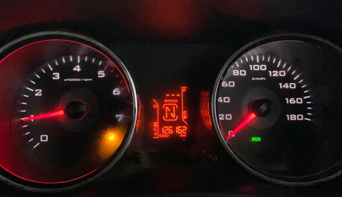 2016 Mahindra TUV300 T8, Diesel, Manual, 1,26,142 km, Odometer Image