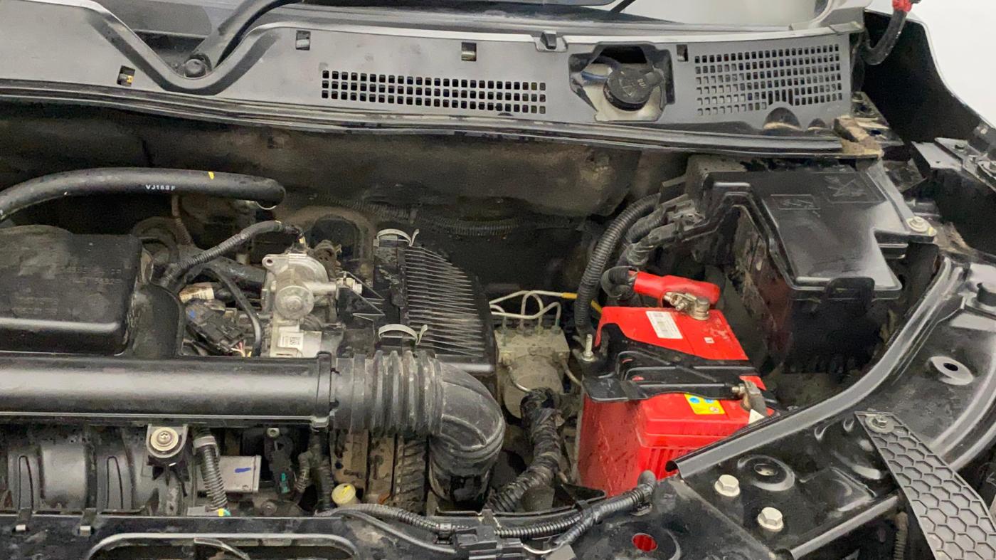 2024 Nissan MAGNITE XL, Petrol, Manual, 27,325 km, Engine View - Left