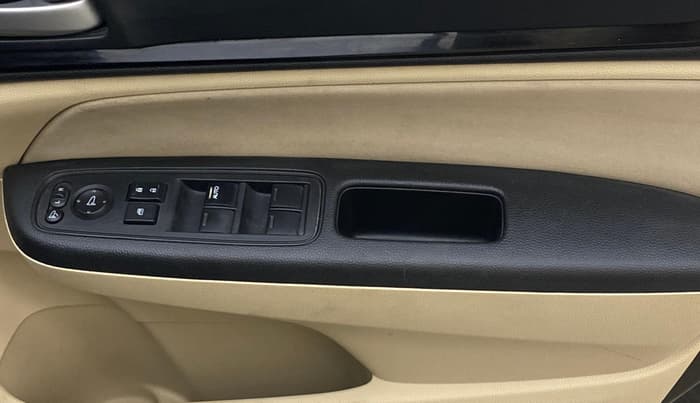 2021 Honda Amaze 1.2L I-VTEC VX CVT, Petrol, Automatic, 58,292 km, Driver Side Door Panels Control