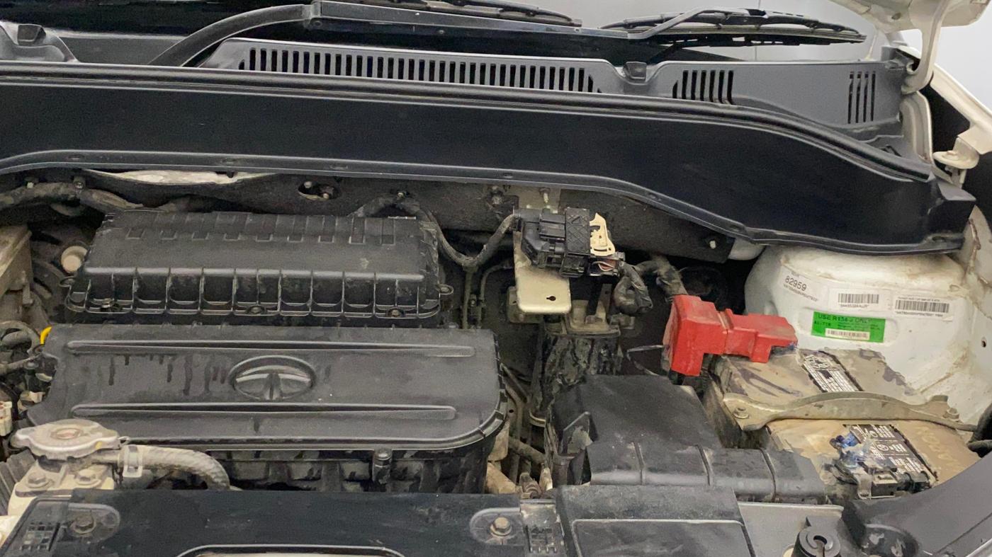 2022 Tata PUNCH ACCOMPLISHED MT, Petrol, Manual, 52,691 km, Engine View - Left