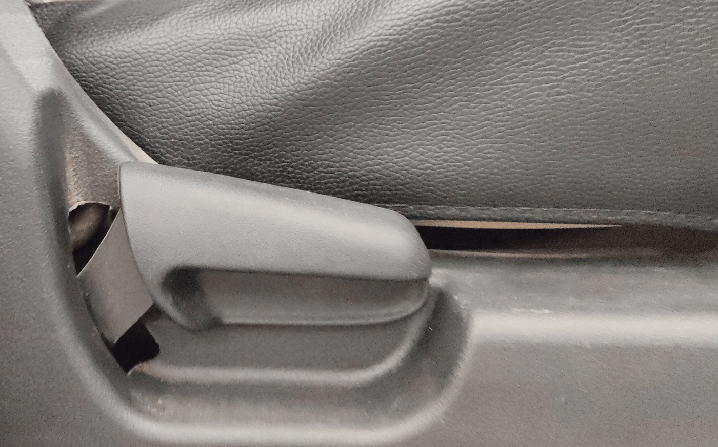 2017 Maruti Wagon R 1.0 VXI+ AMT, Petrol, Automatic, 76,813 km, Driver Side Adjustment Panel