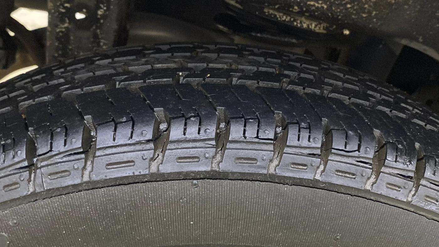 2013 Maruti Alto K10 VXI, Petrol, Manual, 7,648 km, Right Rear Tyre Tread