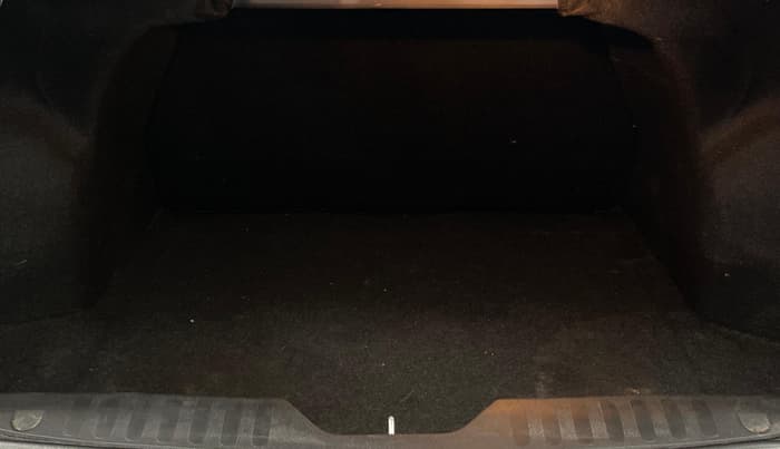 2017 Maruti Ciaz ZXI+, Petrol, Manual, 70,325 km, Boot Inside