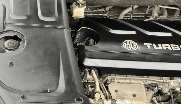 2021 MG HECTOR PLUS SUPER 1.5 PETROL TURBO HYBRID MT 7-STR, Petrol, Manual, 37,964 km, Engine View - Right