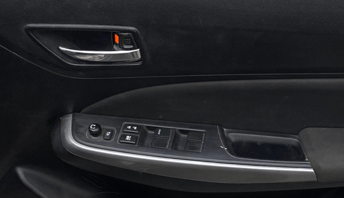2020 Maruti Swift ZXI AMT, Petrol, Automatic, 36,519 km, Driver Side Door Panels Control