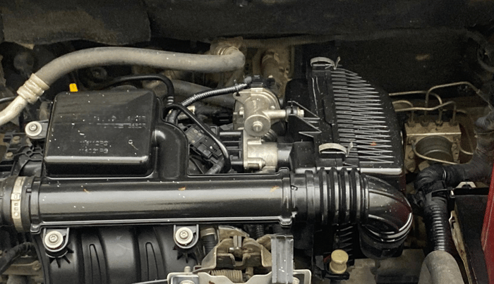 2020 Renault TRIBER RXZ AMT, Petrol, Automatic, 70,819 km, Engine View