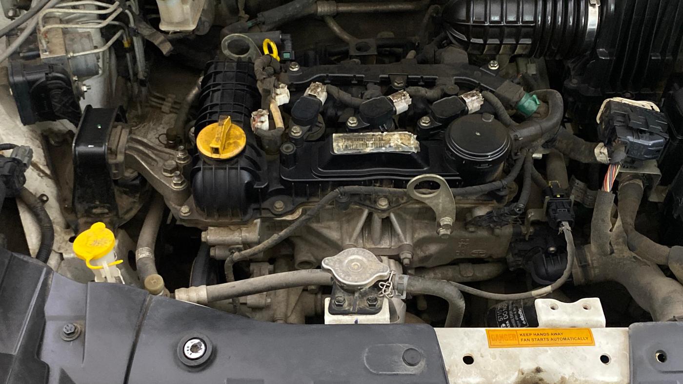 2020 Tata ALTROZ XZ PETROL, Petrol, Manual, 61,590 km, Engine View - Right