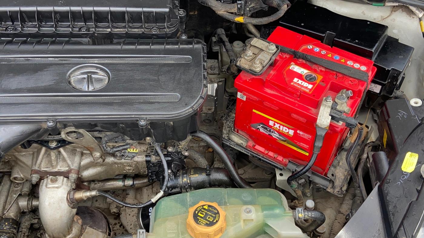2021 Tata Tiago XZA PLUS PETROL, Petrol, Automatic, 68,111 km, Engine View - Right