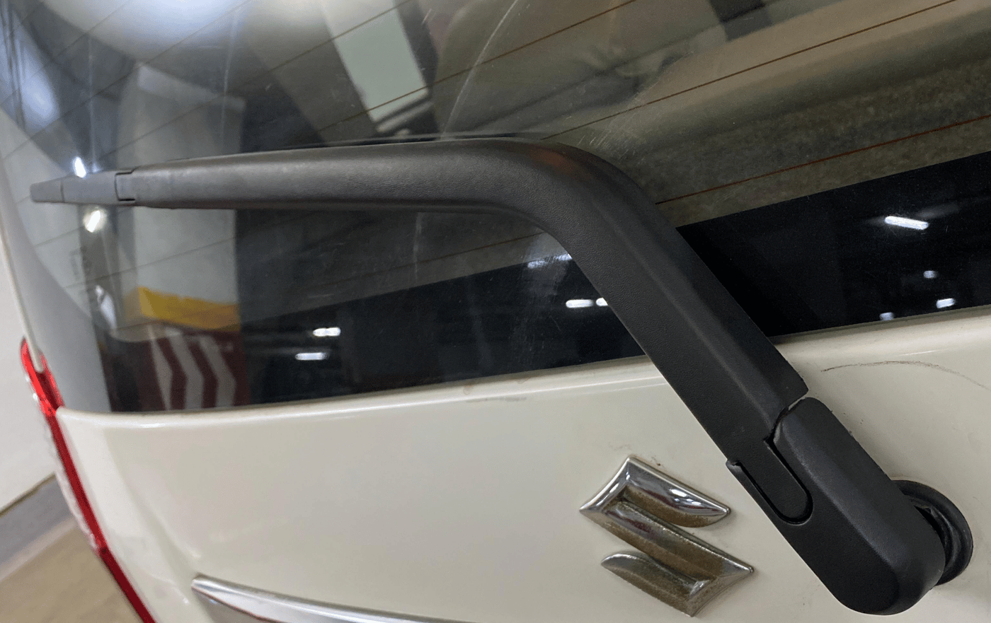 2015 Maruti Wagon R 1.0 VXI AMT, Petrol, Automatic, 62,258 km, Rear Wiper