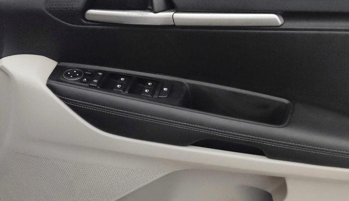 2020 KIA SONET HTX 1.0 IMT, Petrol, Manual, 85,374 km, Driver Side Door Panels Control