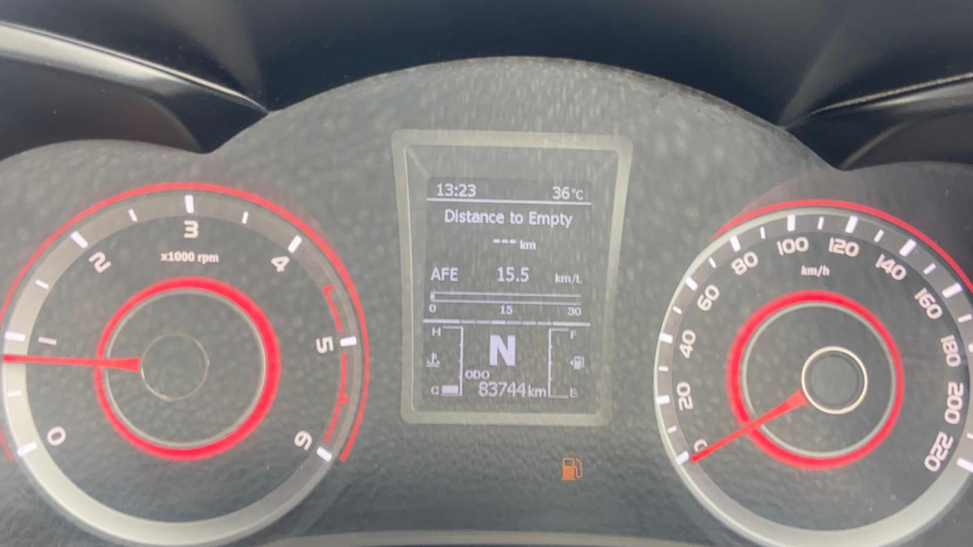 2020 Mahindra XUV300 W6 1.5 DIESEL AMT, Diesel, Automatic, 83,723 km, Odometer Image