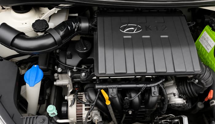 2017 Hyundai Grand i10 SPORTZ (O) AT 1.2 KAPPA VTVT, Petrol, Automatic, 31,831 km, Engine View - Right