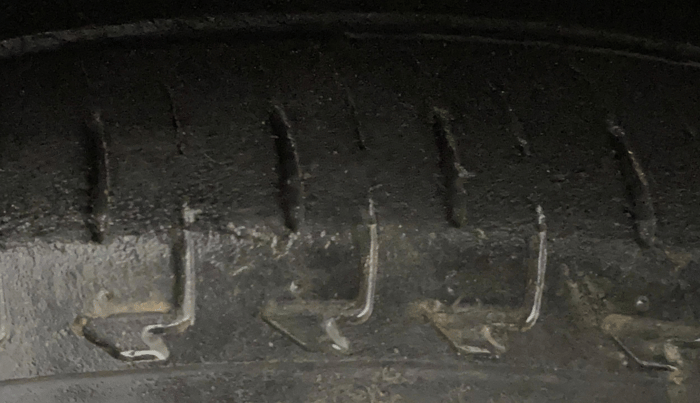 2021 Maruti IGNIS ZETA 1.2 AMT, Petrol, Automatic, 53,314 km, Right Front Tyre Tread