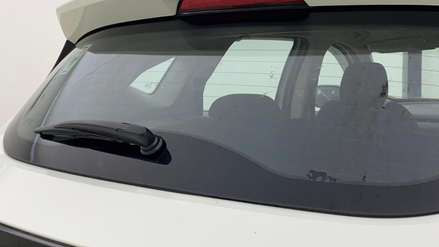2023 Tata Harrier XTA 2.0L KRYOTEC PLUS, Diesel, Automatic, 1,06,808 km, Rear Wiper