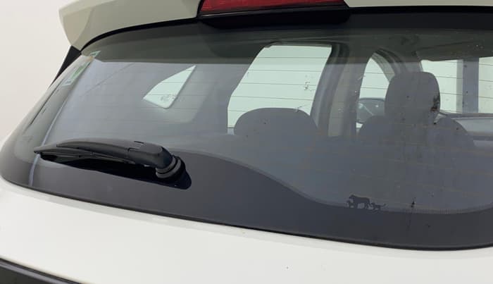 2023 Tata Harrier XTA 2.0L KRYOTEC PLUS, Diesel, Automatic, 1,06,808 km, Rear Wiper