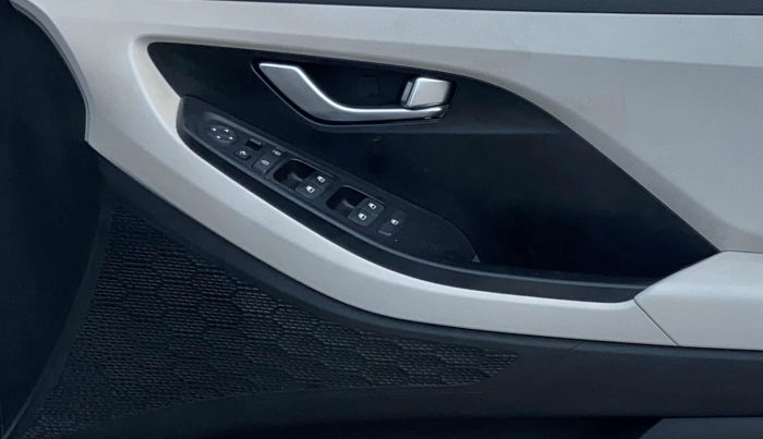 2020 Hyundai Creta SX 1.5 PETROL, Petrol, Manual, 29,548 km, Driver Side Door Panels Control