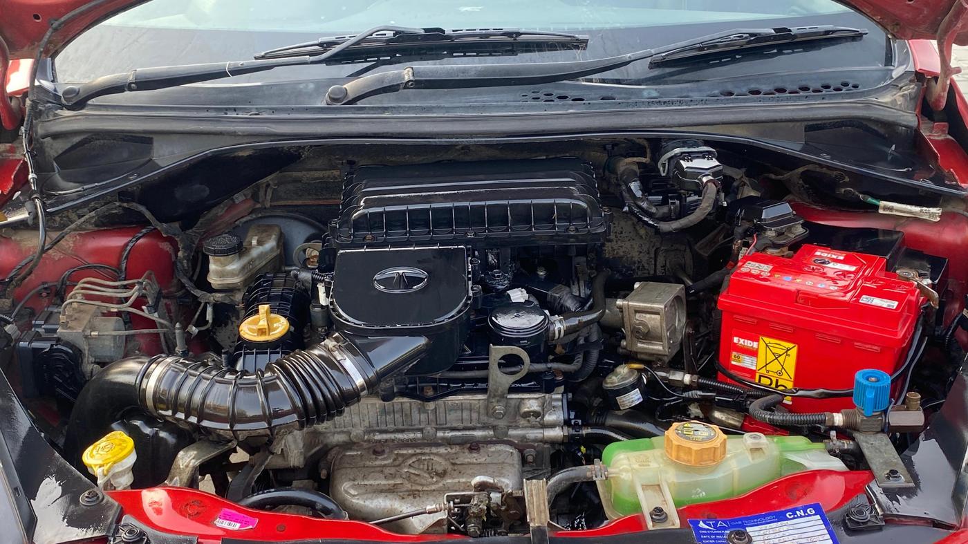 2018 Tata TIGOR XZ PETROL, CNG, Manual, 94,695 km, Engine View