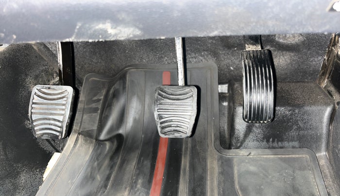 2023 Mahindra Thar LX D 4WD MT CONVERTIBLE, Diesel, Manual, 73,108 km, Pedals