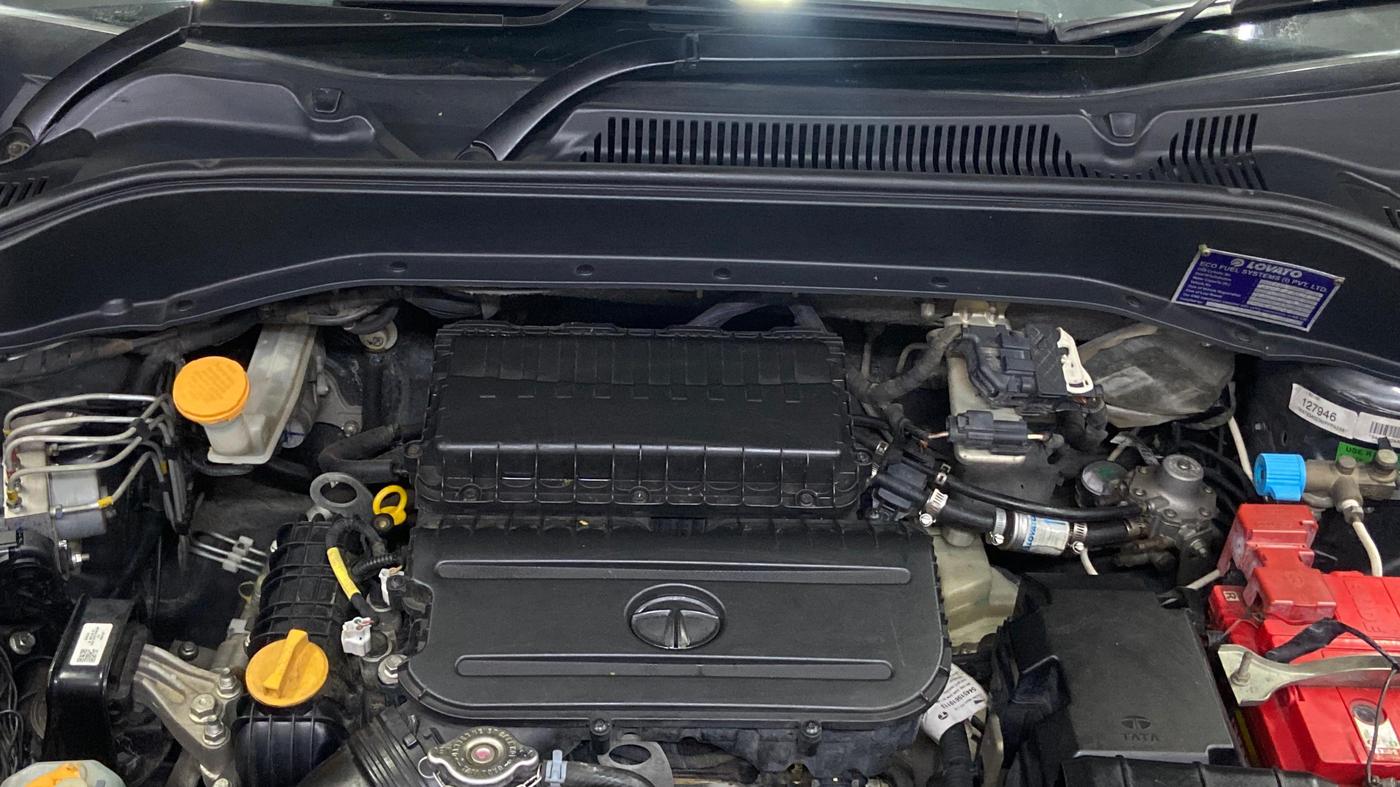 2021 Tata PUNCH ADVENTURE AMT, CNG, Automatic, 69,523 km, Engine View