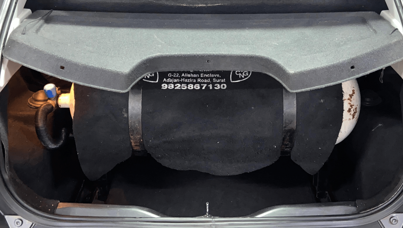 2021 Tata PUNCH ADVENTURE AMT, CNG, Automatic, 69,523 km, Boot Inside