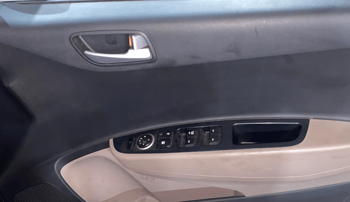 2018 Hyundai Grand i10 SPORTZ 1.2 KAPPA VTVT, Petrol, Manual, 25,023 km, Driver Side Door Panels Control