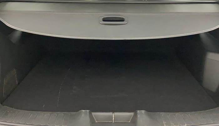 2019 MG HECTOR SHARP HYBRID 1.5 PETROL, Petrol, Manual, 37,940 km, Boot Inside