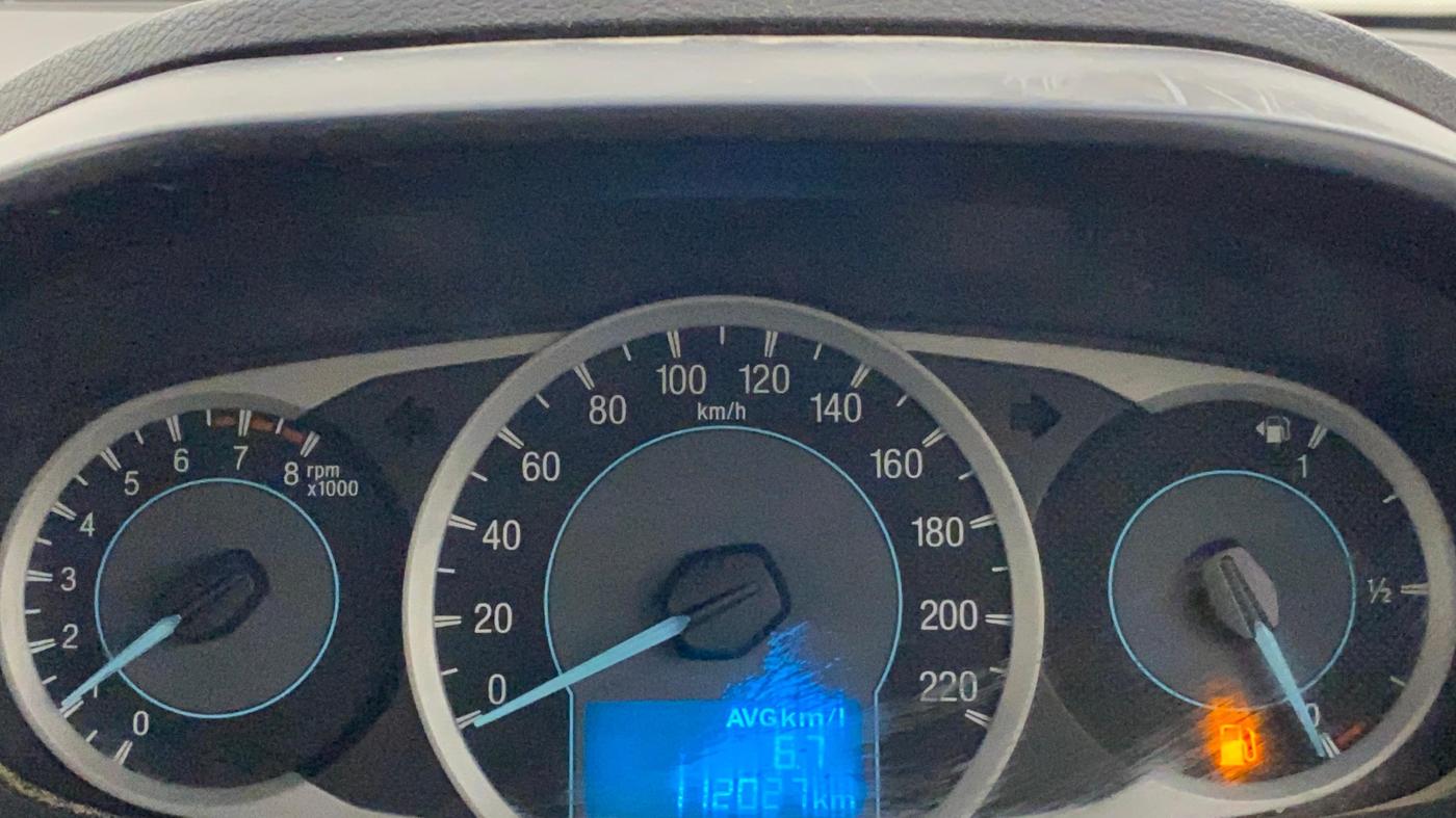 2016 Ford New Figo TITANIUM 1.2 PETROL MT, Petrol, Manual, 1,12,022 km, Odometer Image