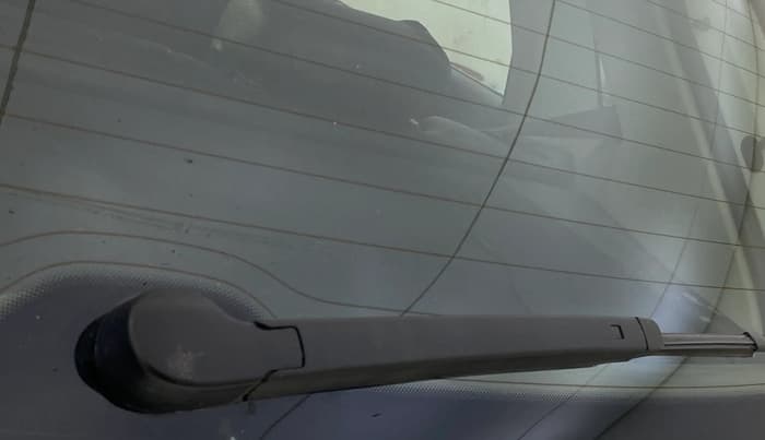 2016 Volkswagen Polo COMFORTLINE 1.2L, Petrol, Manual, 63,429 km, Rear Wiper