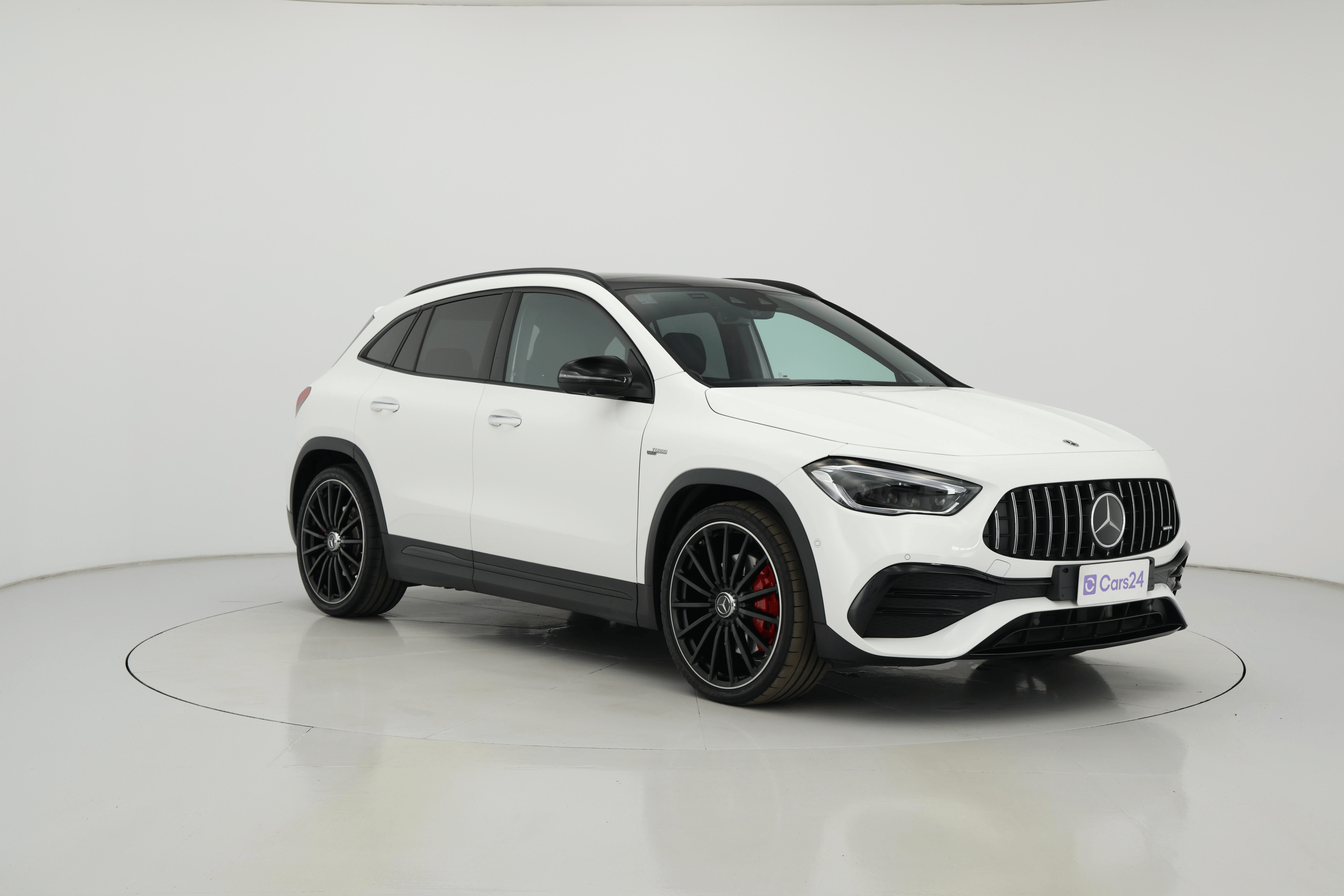 Mercedes-amg GLA image