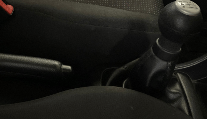 2015 Maruti Swift LXI (O), Petrol, Manual, 52,862 km, Gear Lever