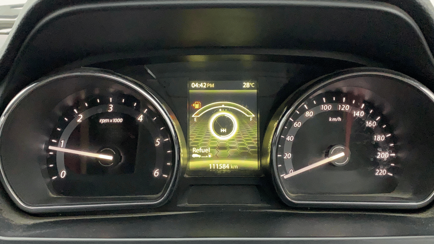 2017 Tata Hexa XE 4X2 7 STR, Diesel, Manual, 1,11,584 km, Odometer Image