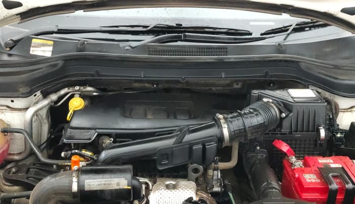 2022 Mahindra XUV300 W8 1.2 PETROL, Petrol, Manual, 39,574 km, Engine View