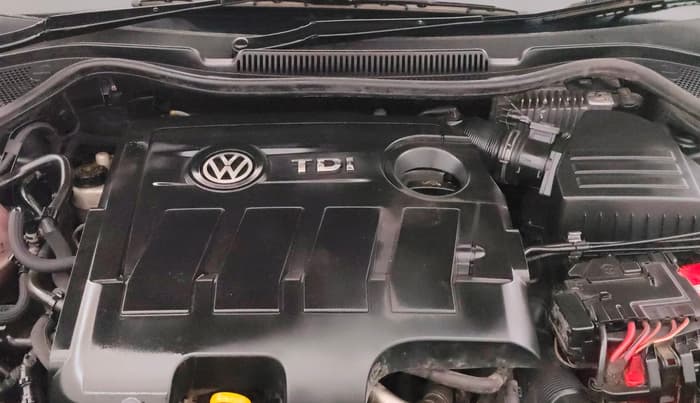 2015 Volkswagen Vento HIGHLINE 1.5 AT, Diesel, Automatic, 1,43,813 km, Engine View