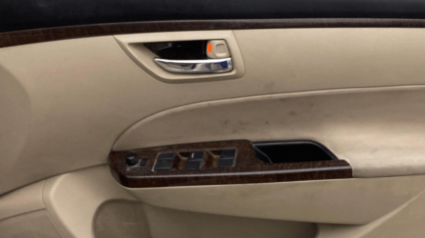2015 Maruti Swift Dzire ZXI, Petrol, Manual, 64,108 km, Driver Side Door Panels Control