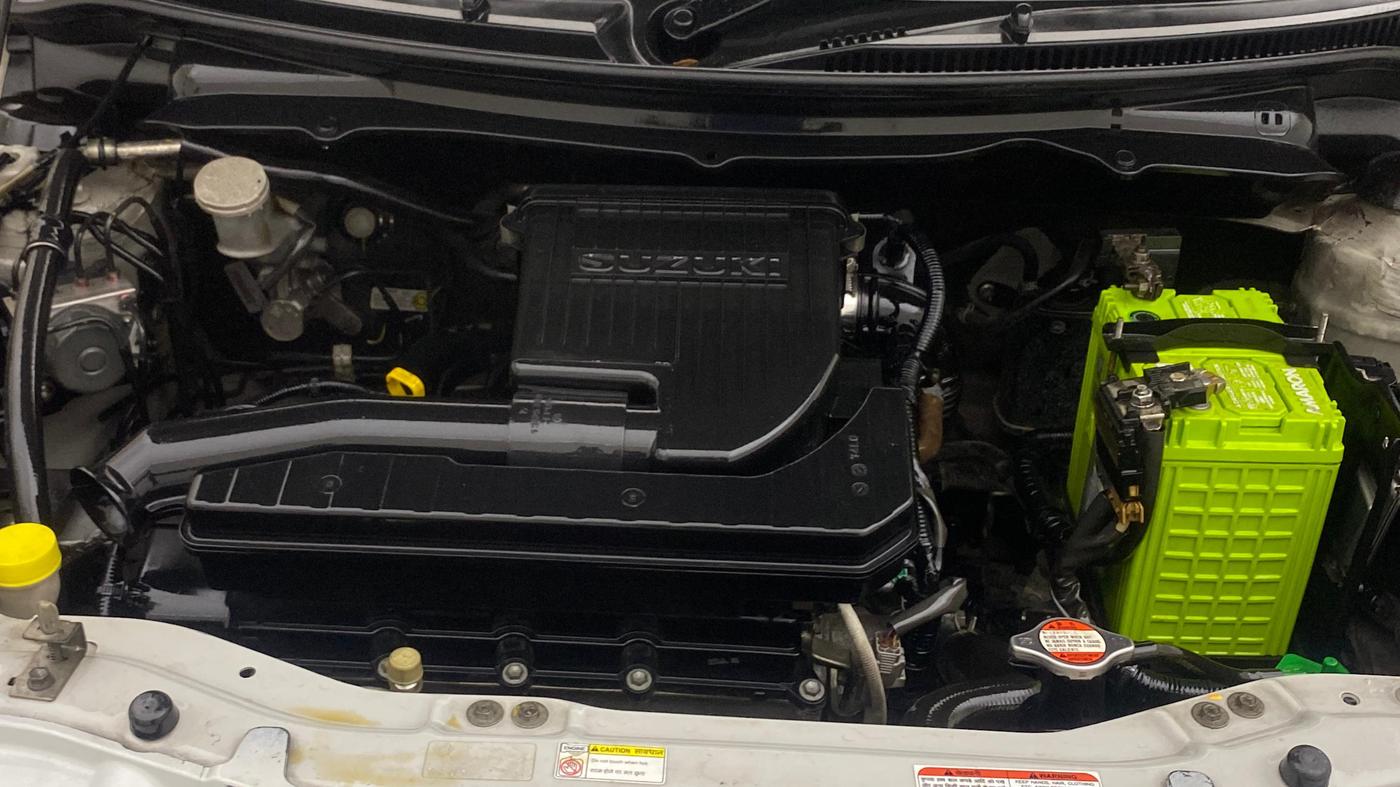 2015 Maruti Swift Dzire ZXI, Petrol, Manual, 64,108 km, Engine View