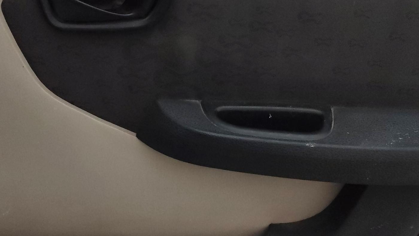 2015 Tata Nano TWIST XT, Petrol, Manual, 45,127 km, Driver Side Door Panels Control