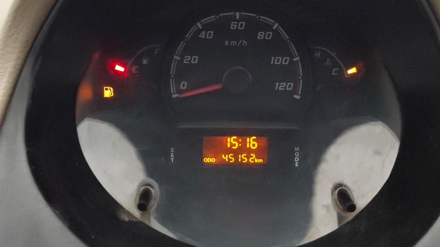 2015 Tata Nano TWIST XT, Petrol, Manual, 45,127 km, Odometer Image